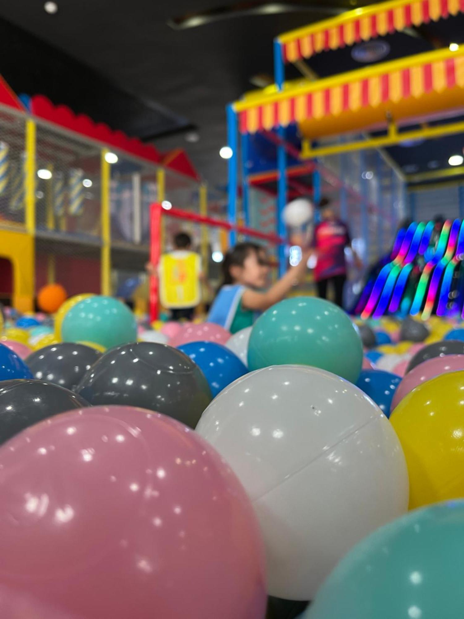 Waves Aqua Resort Kenitra Exterior foto Ball pit